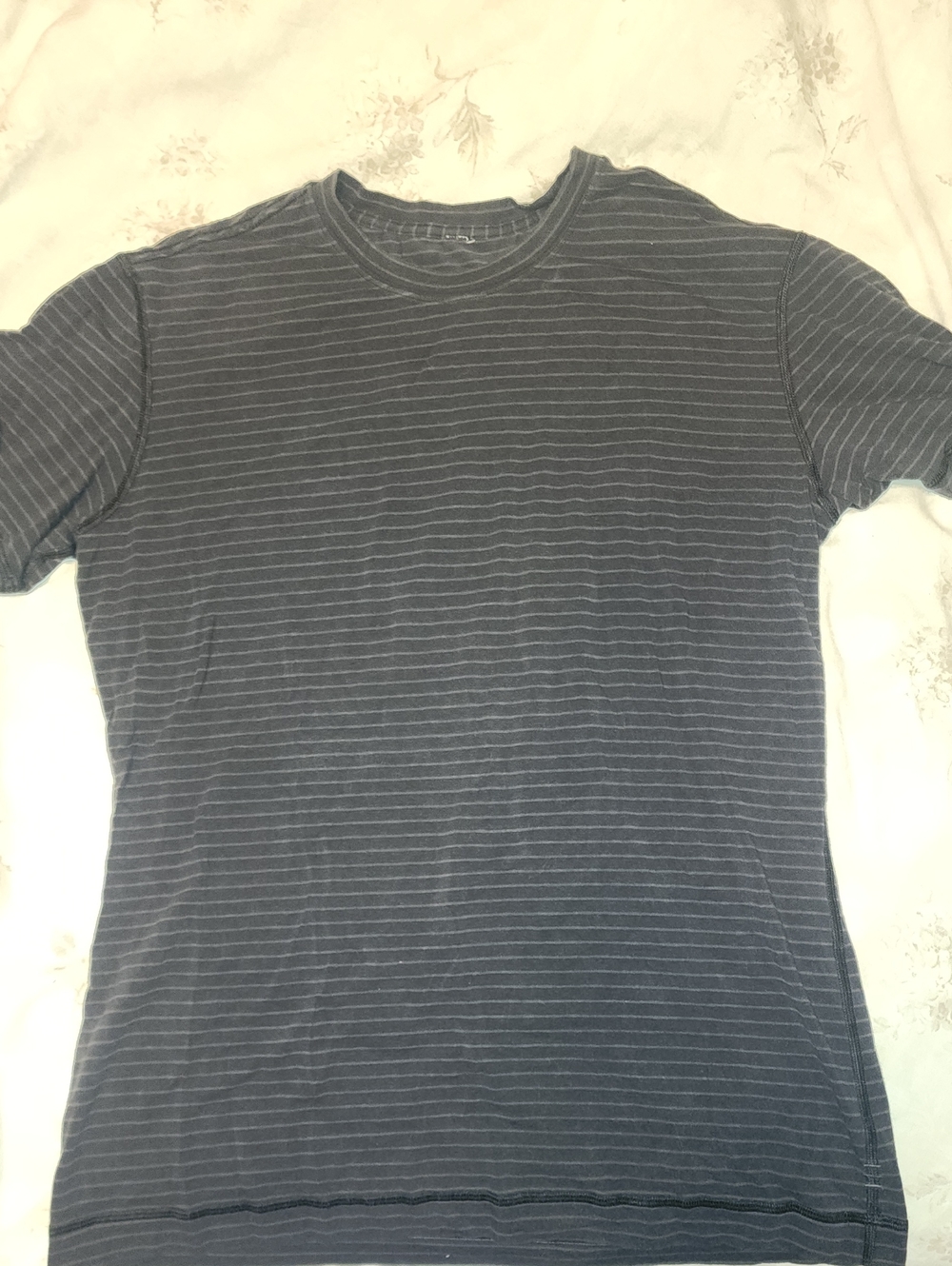 Lululemon Short Sleeve Striped Crewneck T-Shirt - Gray
